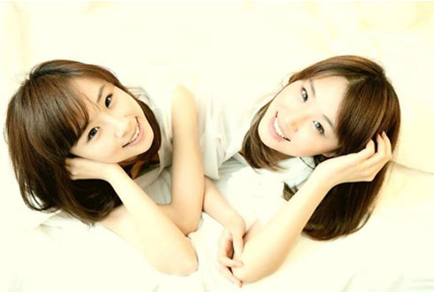 TWINS